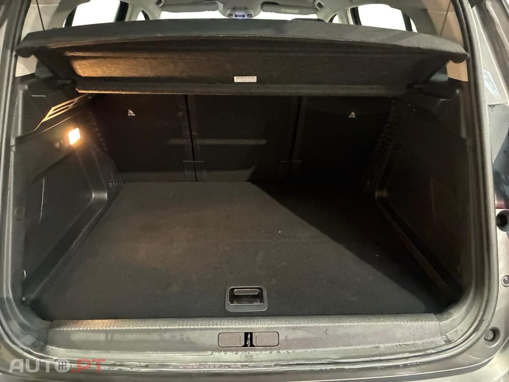 Citroen C5 Aircross 1.6 Hybrid Business e-EAT8