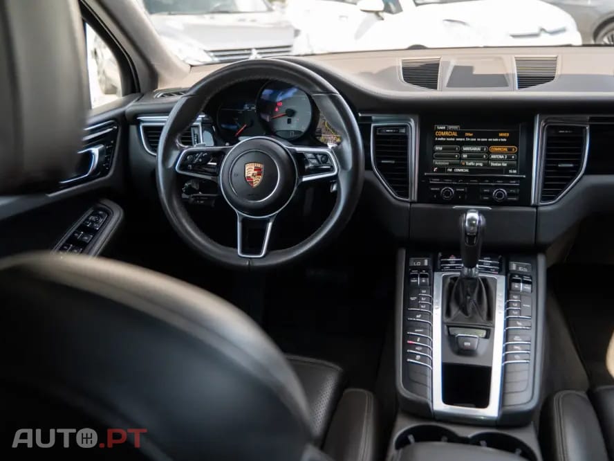 Porsche Macan S