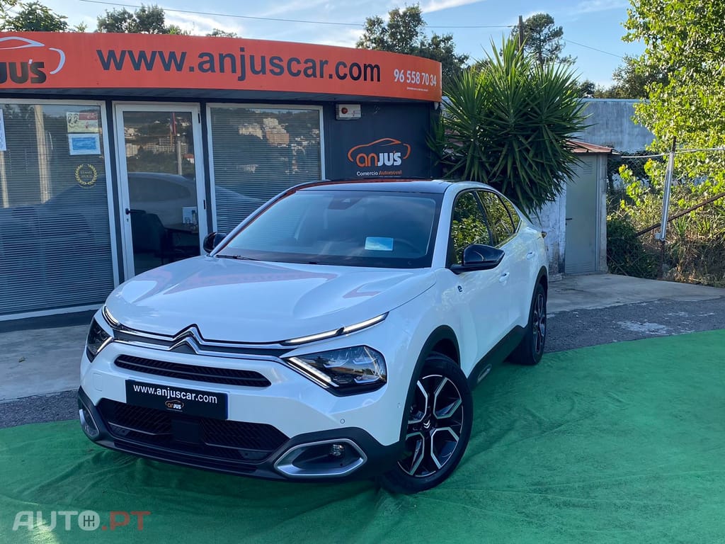 Citroen e-C4 X Shine Pack