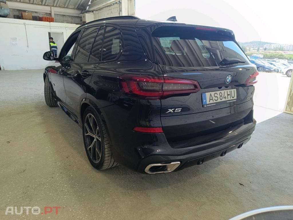 BMW X5 45 e xDrive Pack M