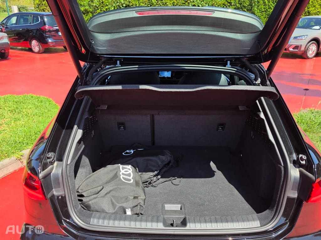 Audi A3 Sportback TFSIe 150 kW S tronic S line