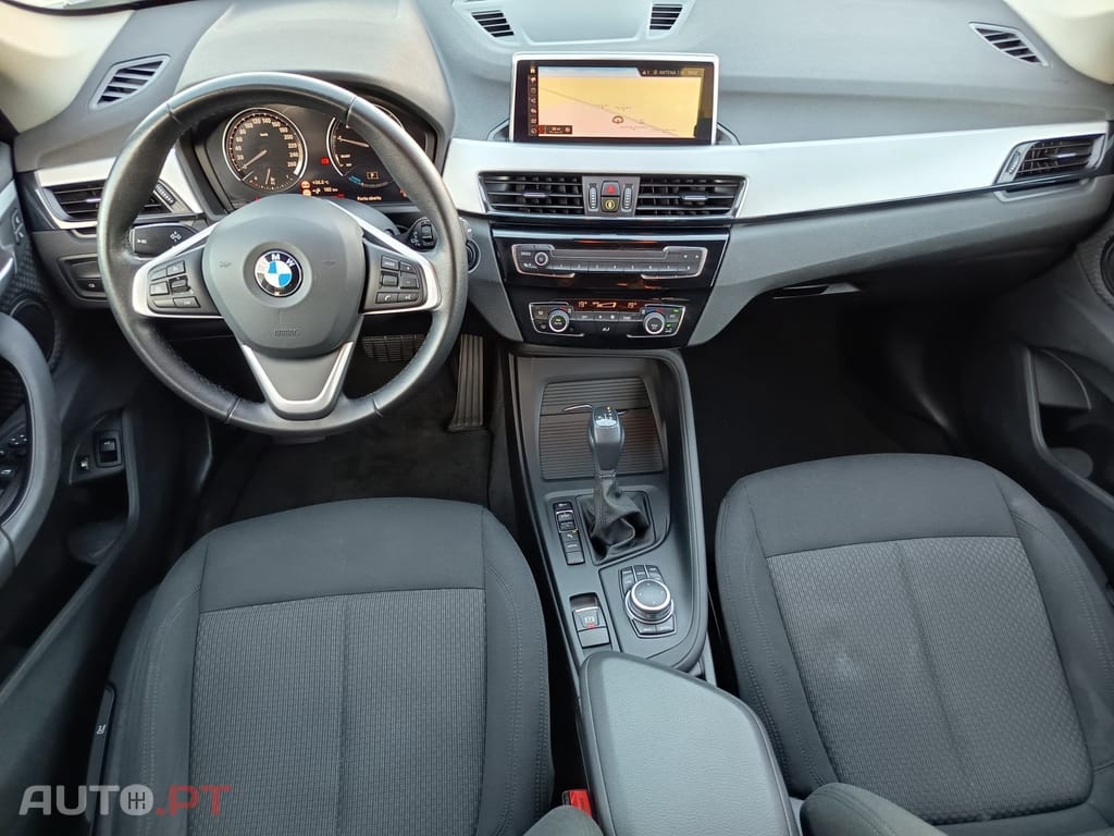 BMW X1 25 e xDrive Corporate Edition