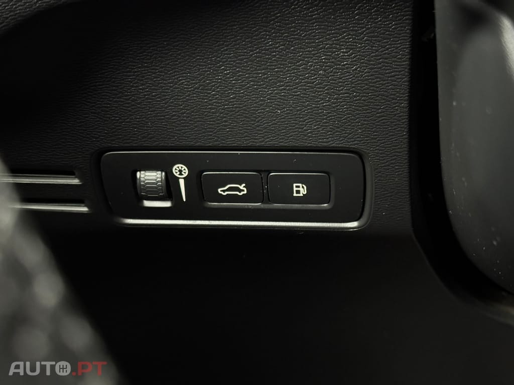 Volvo XC40 1.5 T4 PHEV Inscription