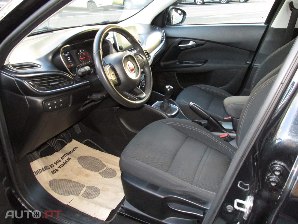 Fiat Tipo 1.3 M-Jet Lounge