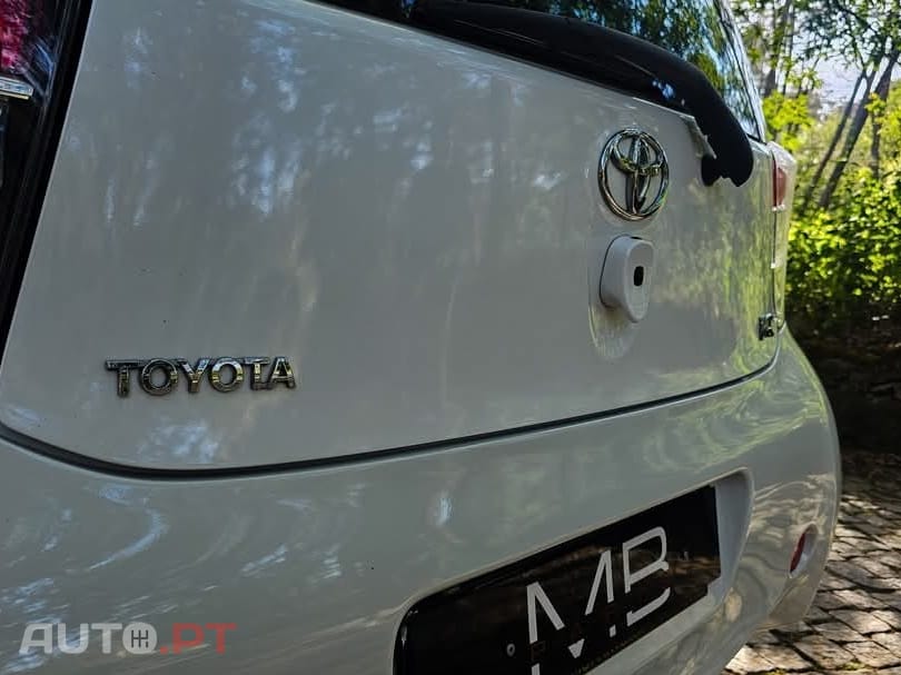 Toyota iQ 1.0 VVT-i Essential+AC