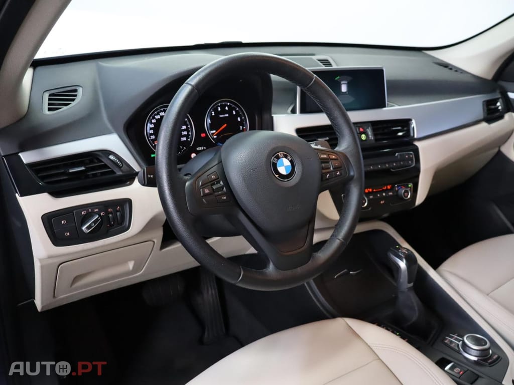 BMW X1 xDrive25e