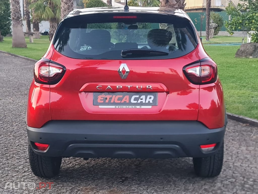 Renault Captur 1.5 dCi Red Edition