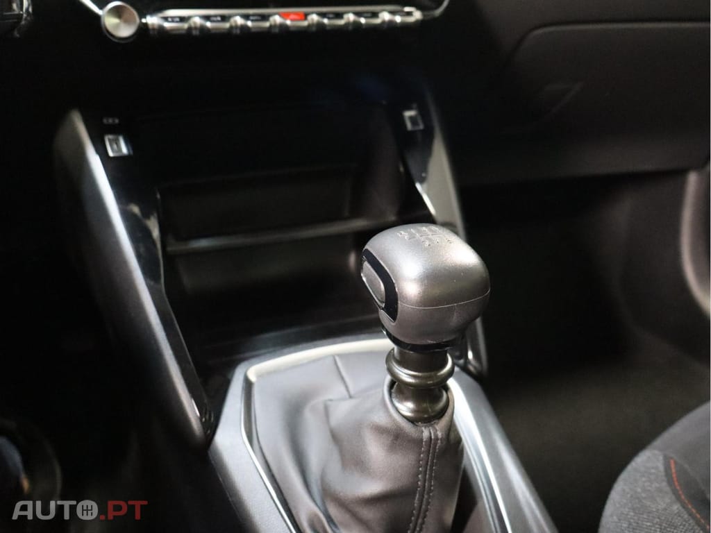 Peugeot 208 1.2 PureTech 100cv Active