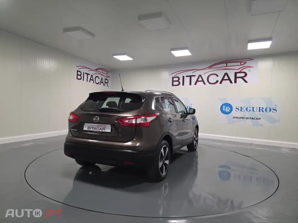 Nissan Qashqai 1.5 dCi N-Connecta Led