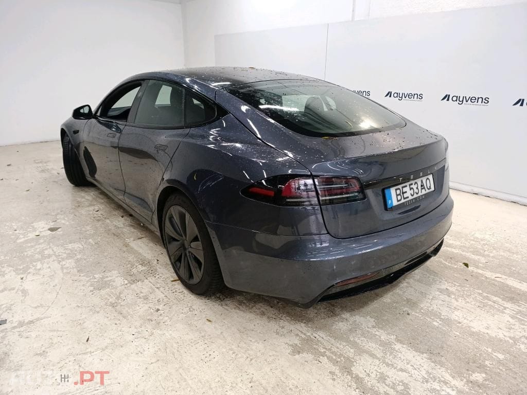 Tesla Model S Long Range AWD