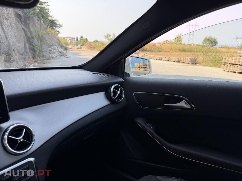 Mercedes-Benz GLA 180 d AMG Line