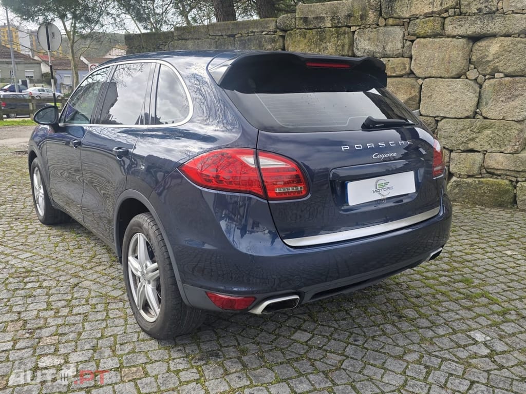 Porsche Cayenne Platinum Edition