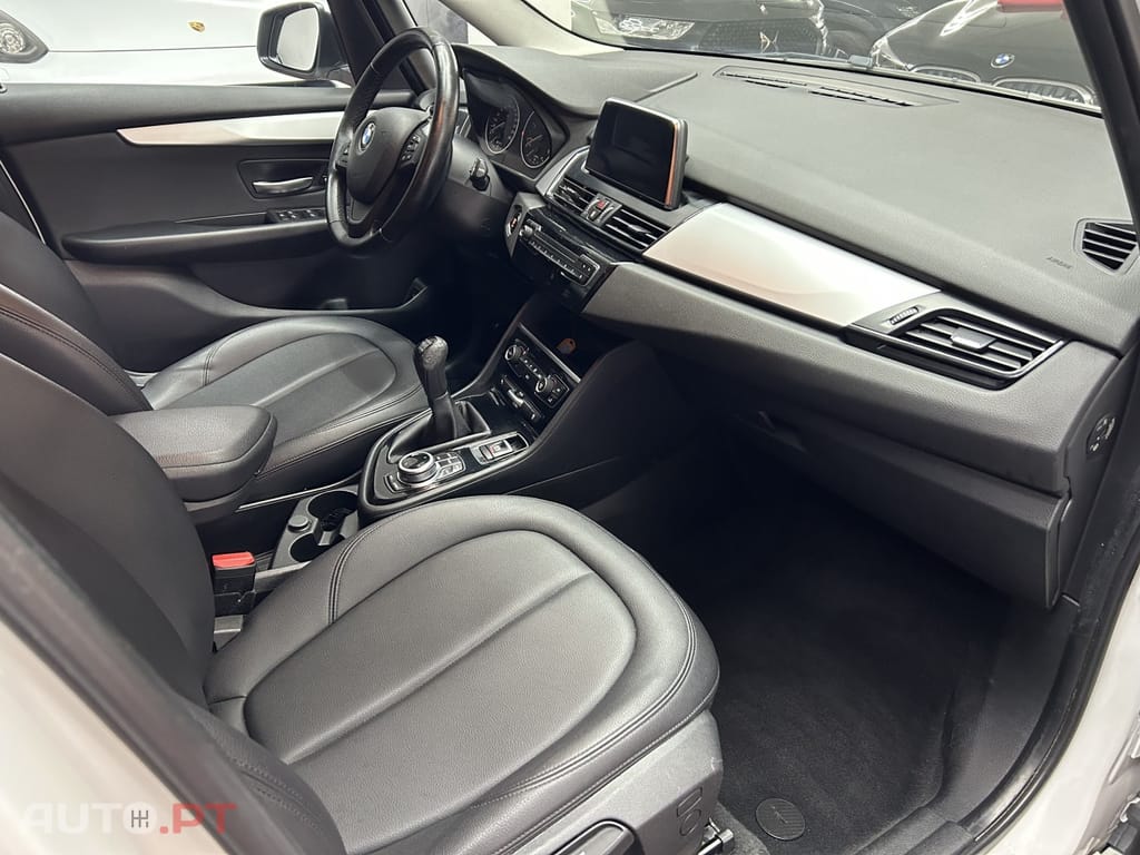 BMW 216 d