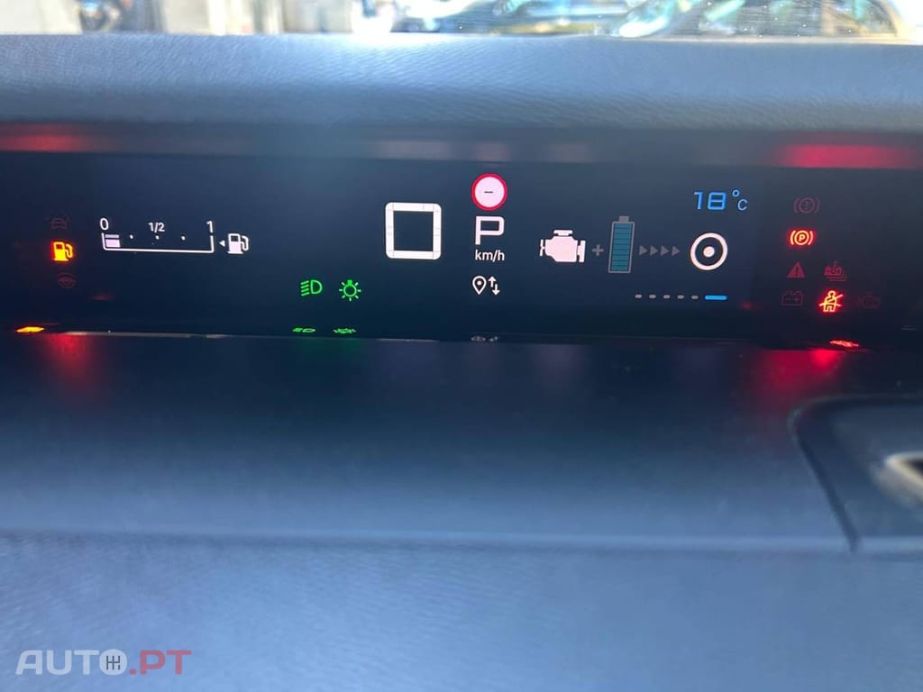 Citroen C3 Aircross 1.2 Hybrid Plus e-DSC6