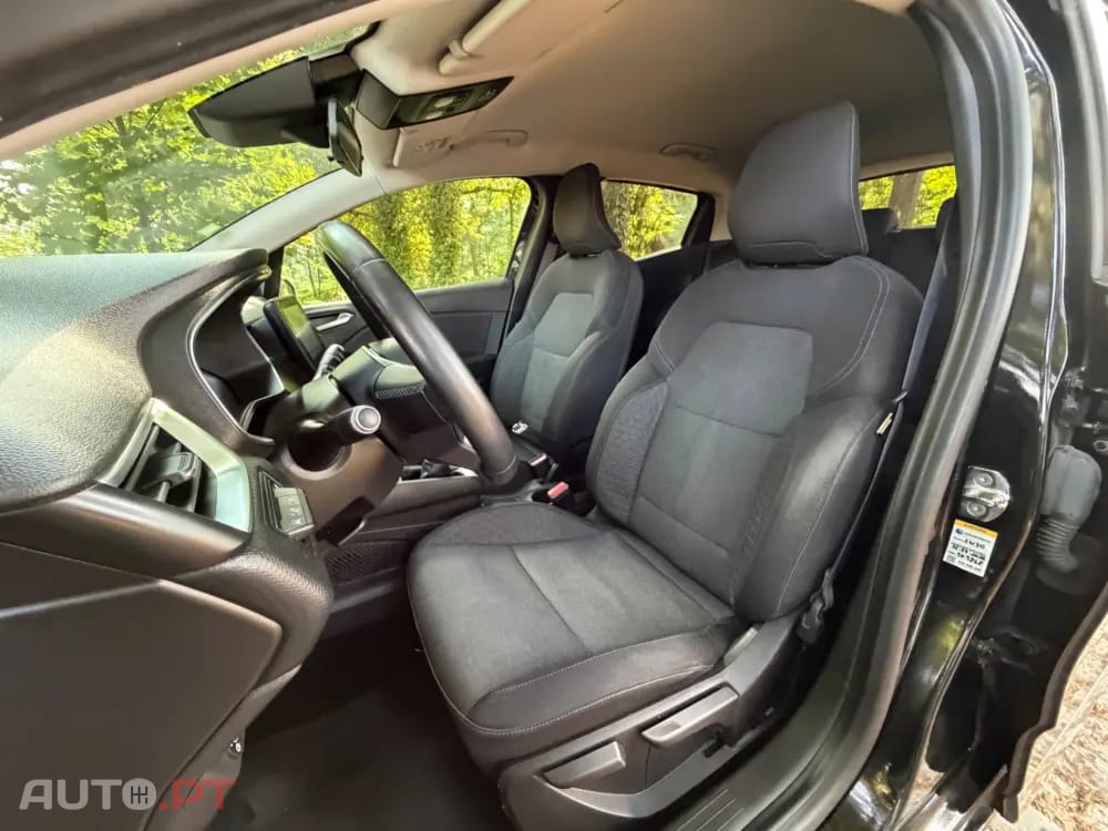 Renault Clio 1.0 TCe Intens Bi-Fuel