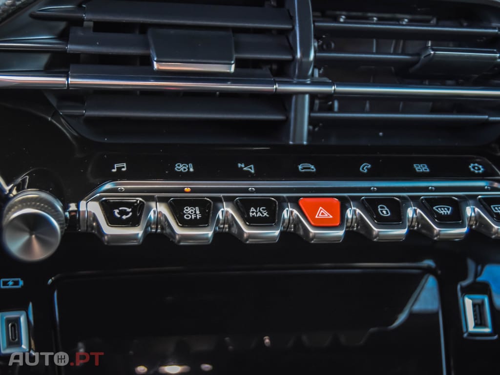 Peugeot 2008 1.2 PureTech GT Line EAT8