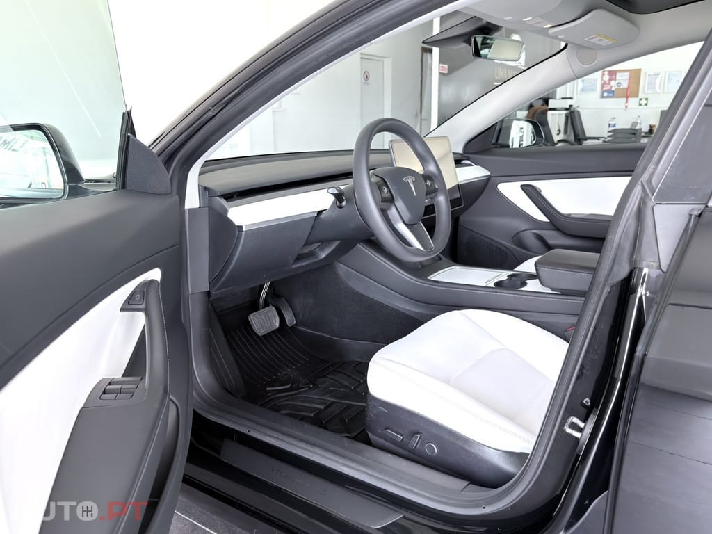 Tesla Model 3 Long Range Tração Integral Premium