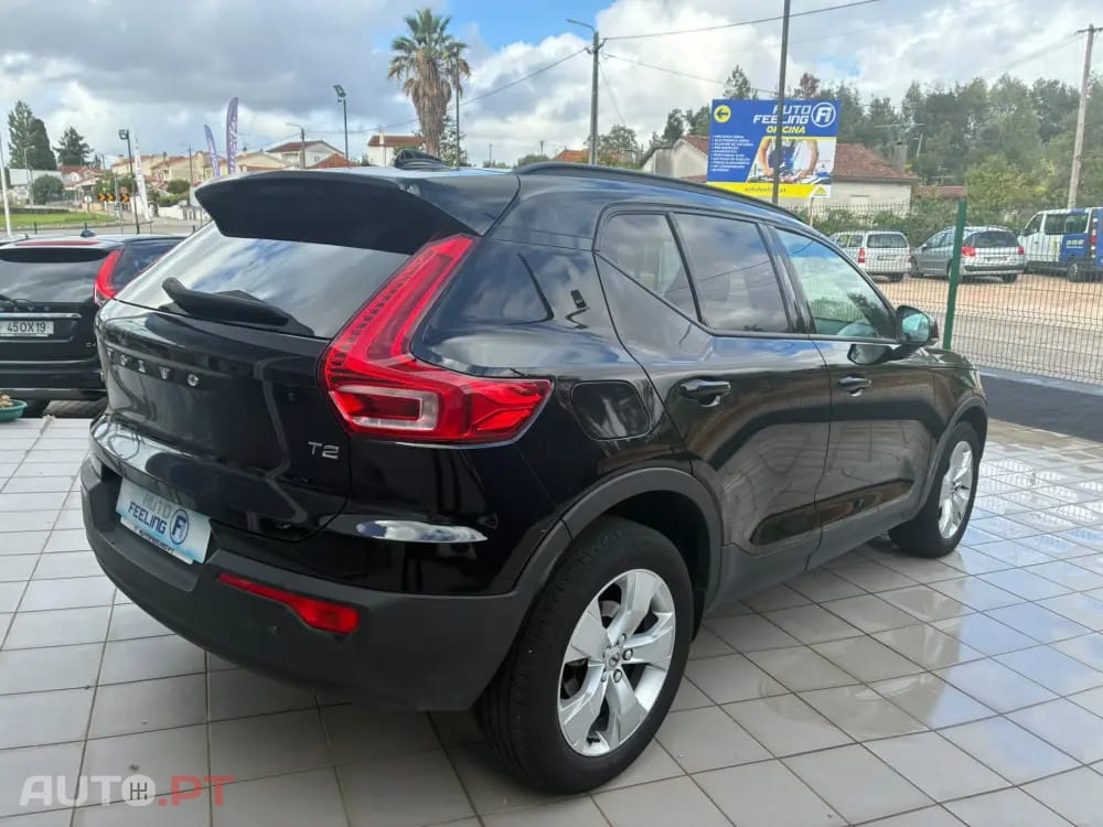 Volvo XC40 1.5 T2 Momentum Plus Geartronic
