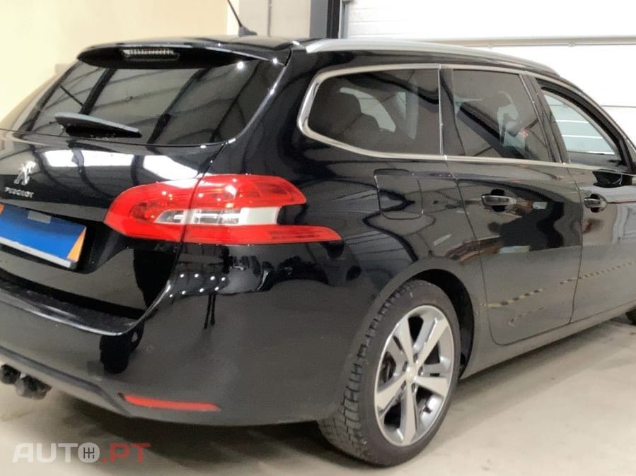 Peugeot 308 SW 1.2 PureTech Allure Pack