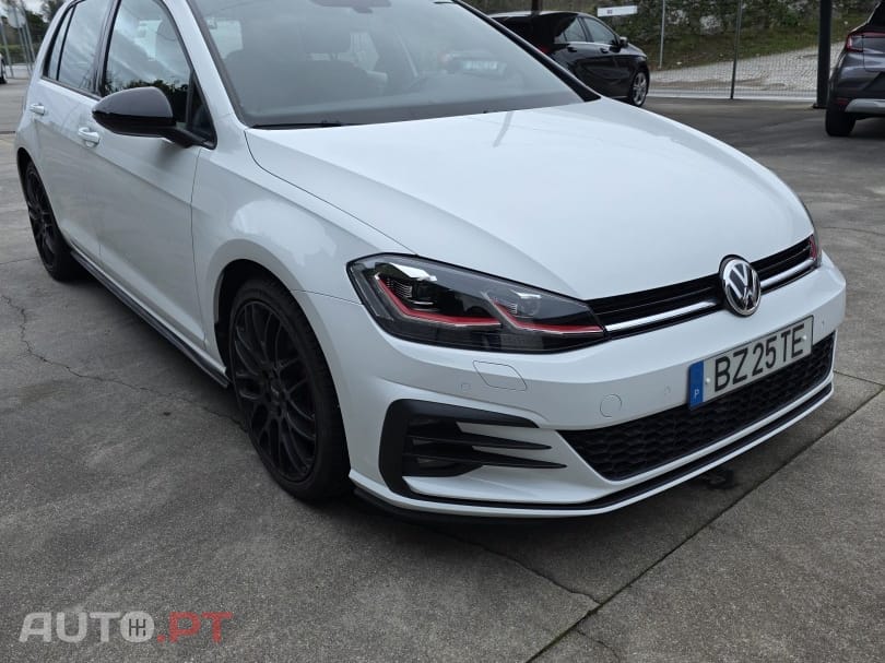 Volkswagen Golf 2.0 TSI GTI