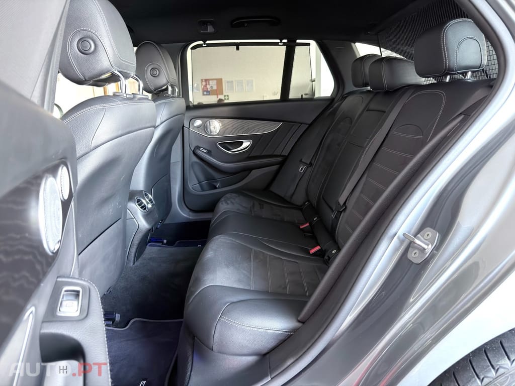 Mercedes-Benz C 300 de AMG Line