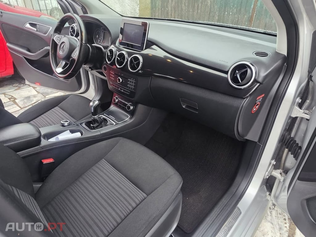 Mercedes-Benz B 180 CDI BlueEFFICIENCY Edition Style