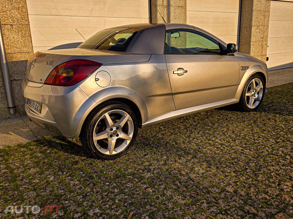 Opel Tigra TwinTop 1.3 CDTI