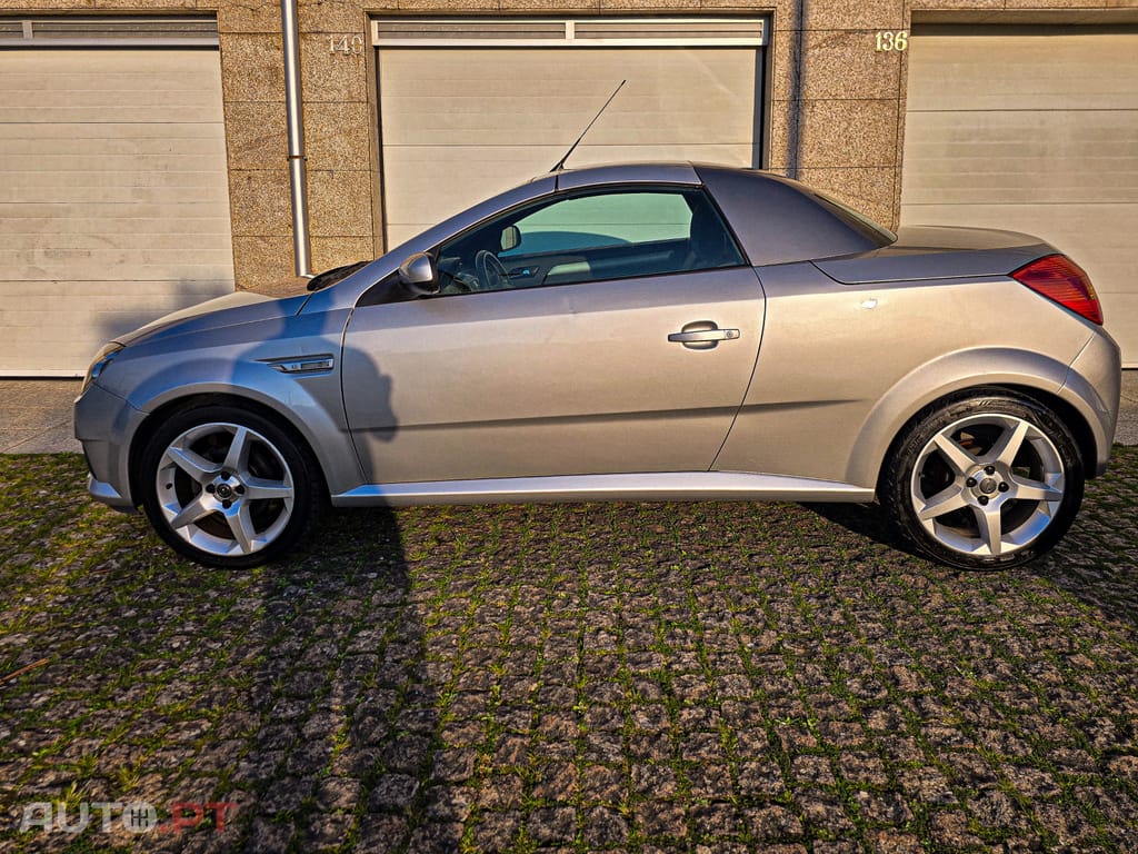 Opel Tigra TwinTop 1.3 CDTI