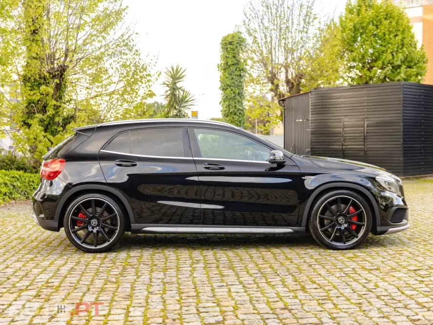 Mercedes-Benz GLA 45 AMG 4-Matic