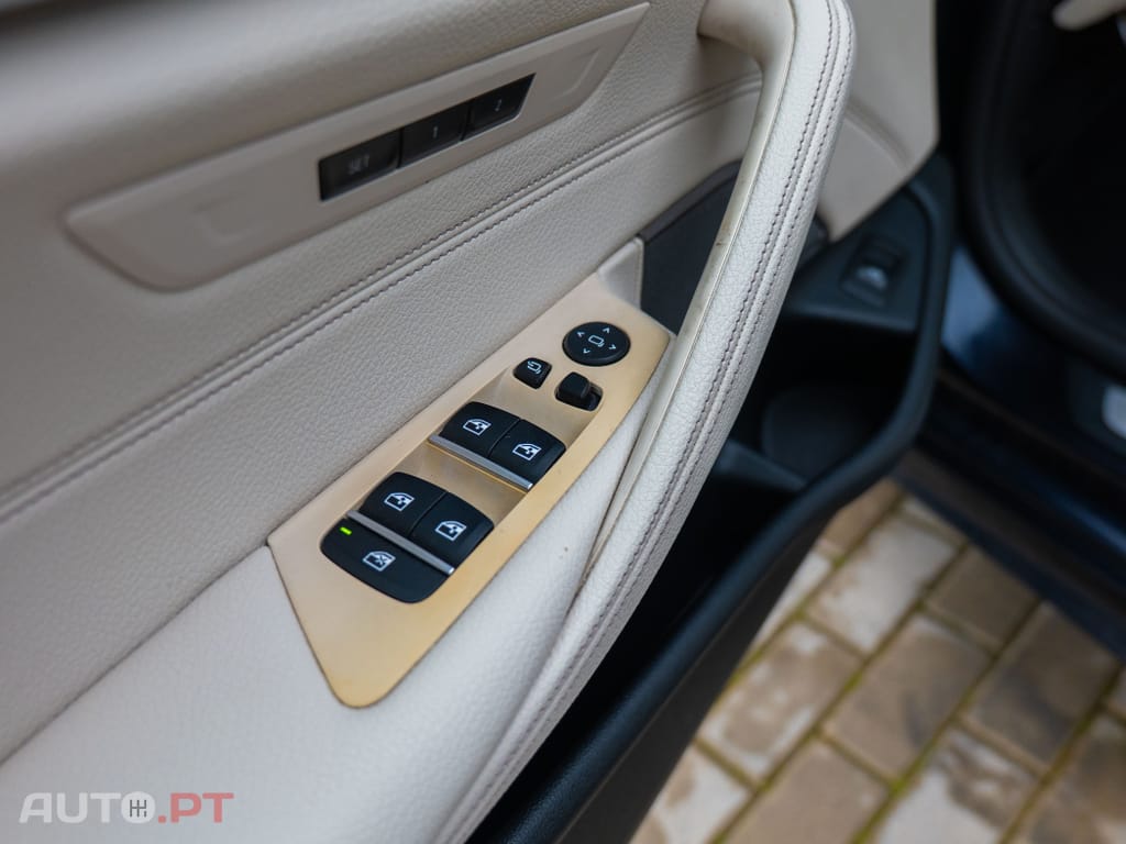 BMW 520 d Pack Desportivo M Auto