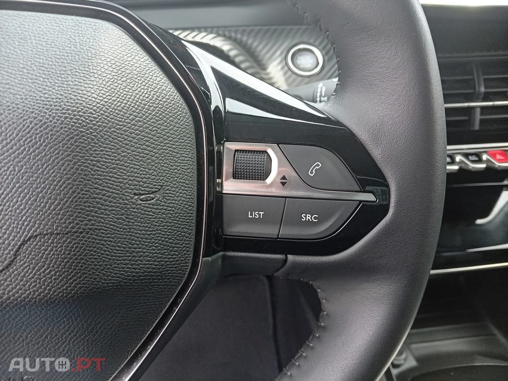 Peugeot E-208 50 kWh Allure