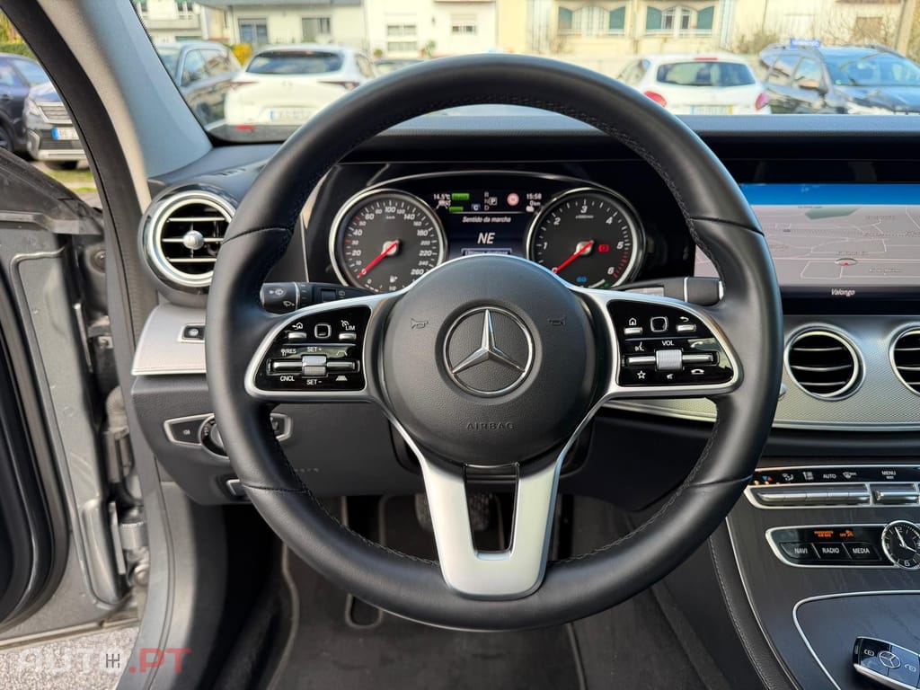 Mercedes-Benz E 300 de Avantgarde