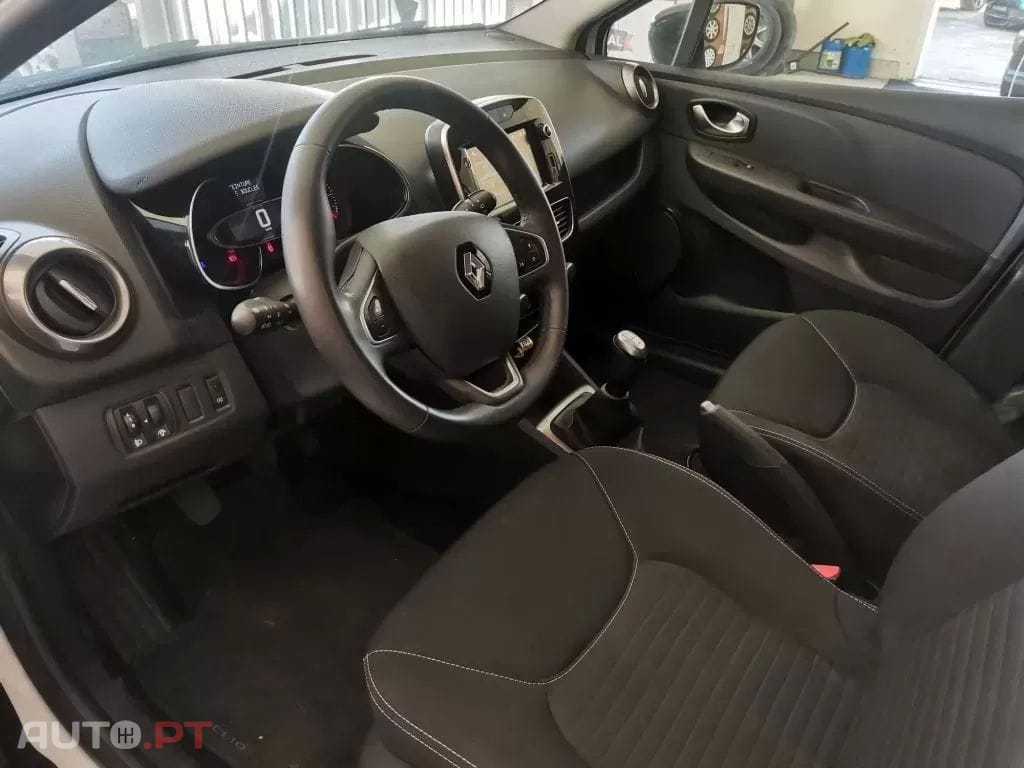 Renault Clio Sport Tourer 1.5 dCi Limited