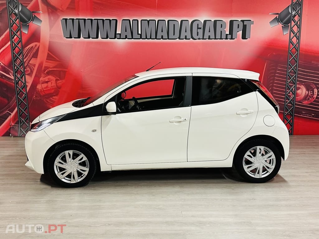 Toyota Aygo X 1.0 Play