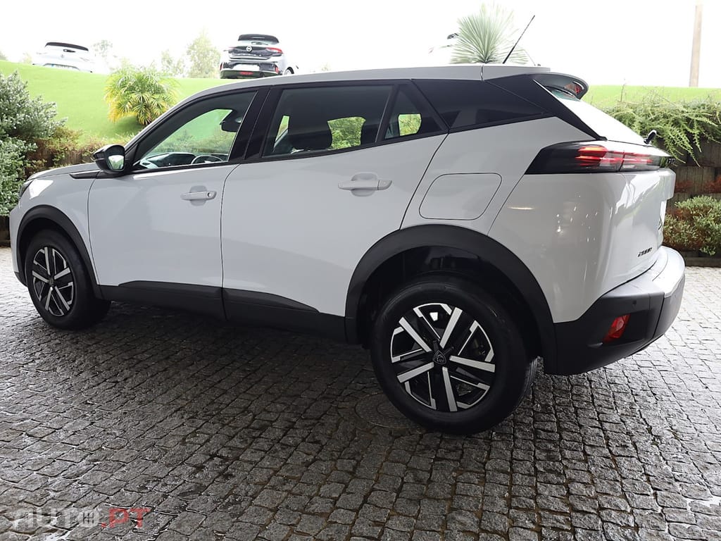 Peugeot 2008 1.2 PureTech Active