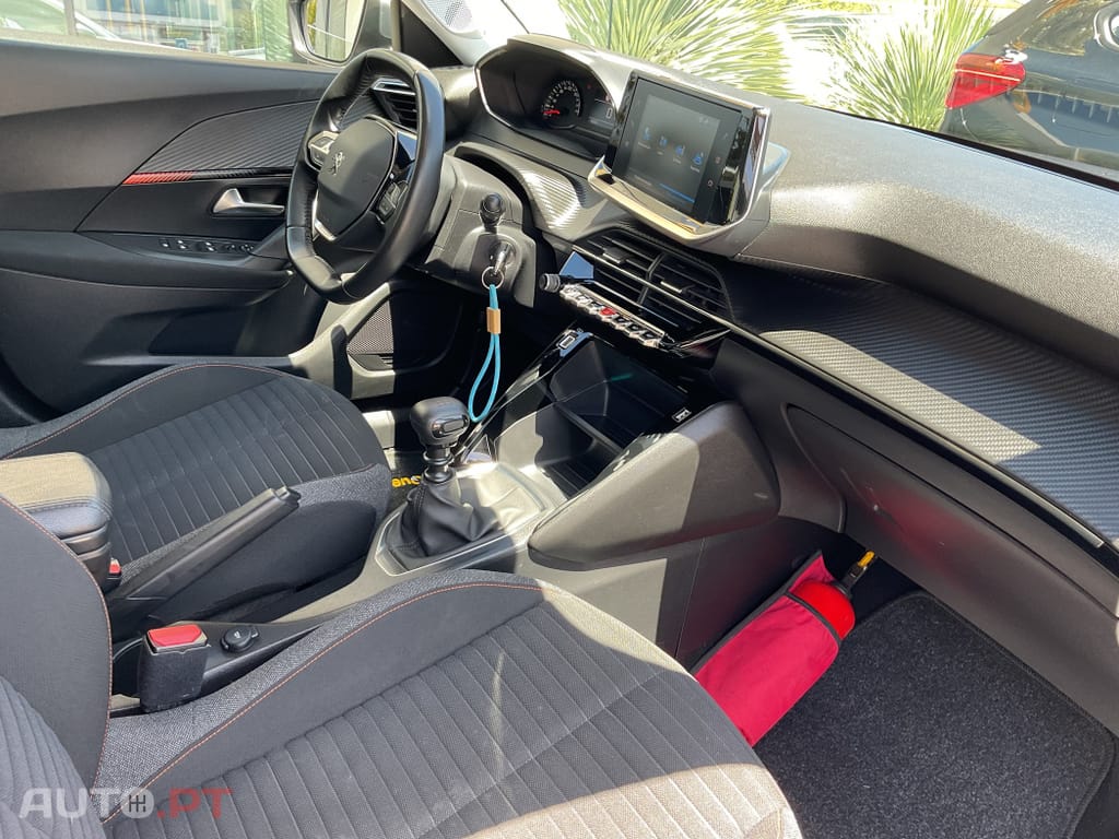Peugeot 2008 1.2 PureTech Active