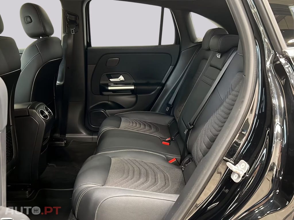 Mercedes-Benz EQA 300 4M PROGRESSIVE 98 % I.V.A DEDUTIVEL 