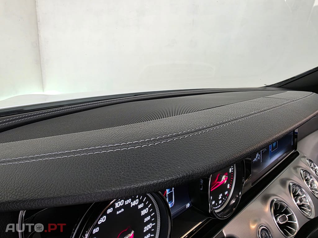 Mercedes-Benz E 220 d Cabrio AMG Line 9G-Tronic
