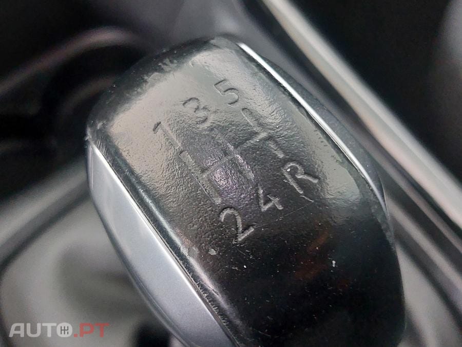 Peugeot 2008 1.5 BlueHDi Signature