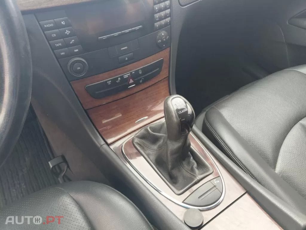 Mercedes-Benz E 220 CDI Elegance