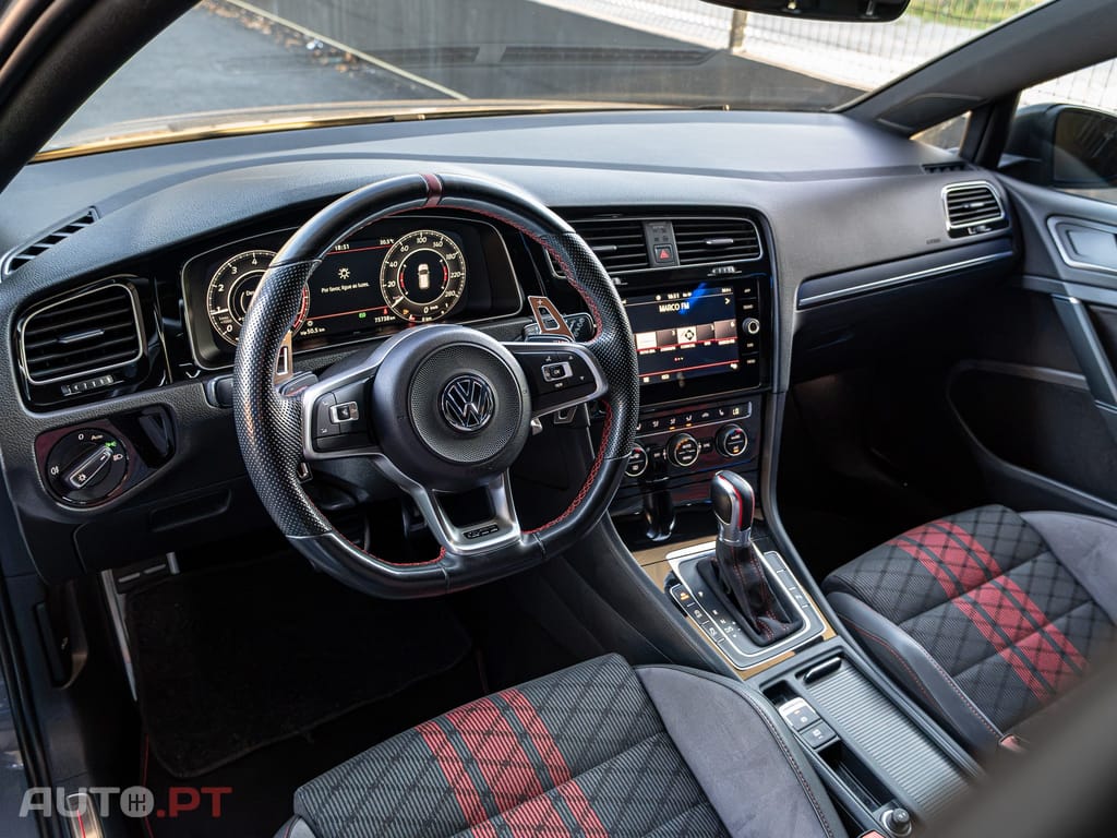 Volkswagen Golf 2.0 TSI TCR DSG