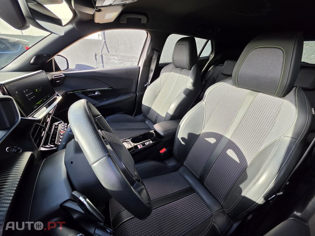Peugeot 2008 1.2 PureTech GT Line EAT8