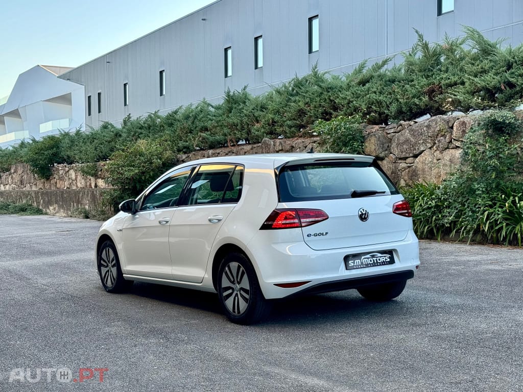 Volkswagen e-Golf AC/DC