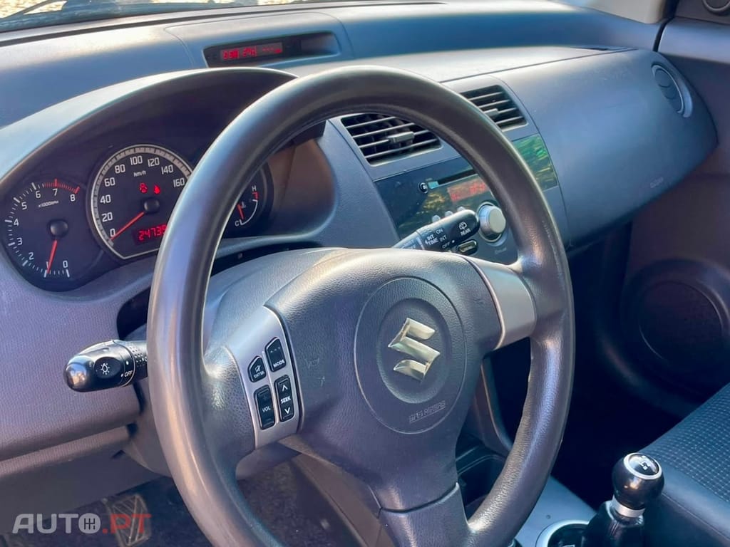 Suzuki Swift 1.3 16V GA