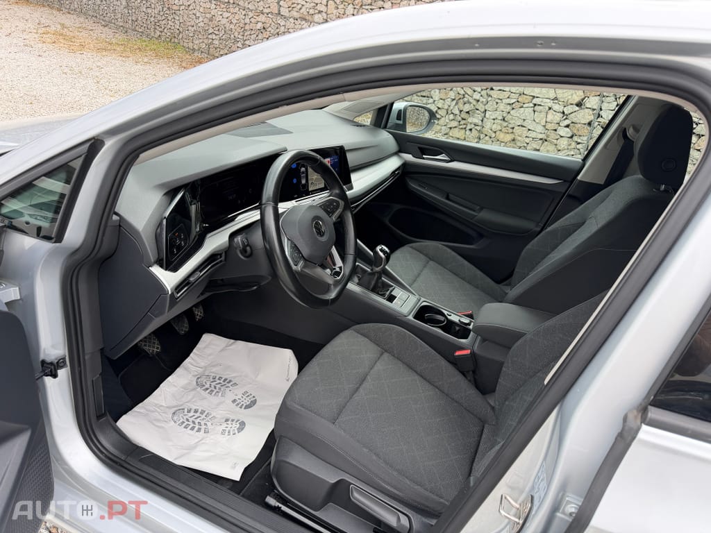 Volkswagen Golf 2.0 TDI Conceptline