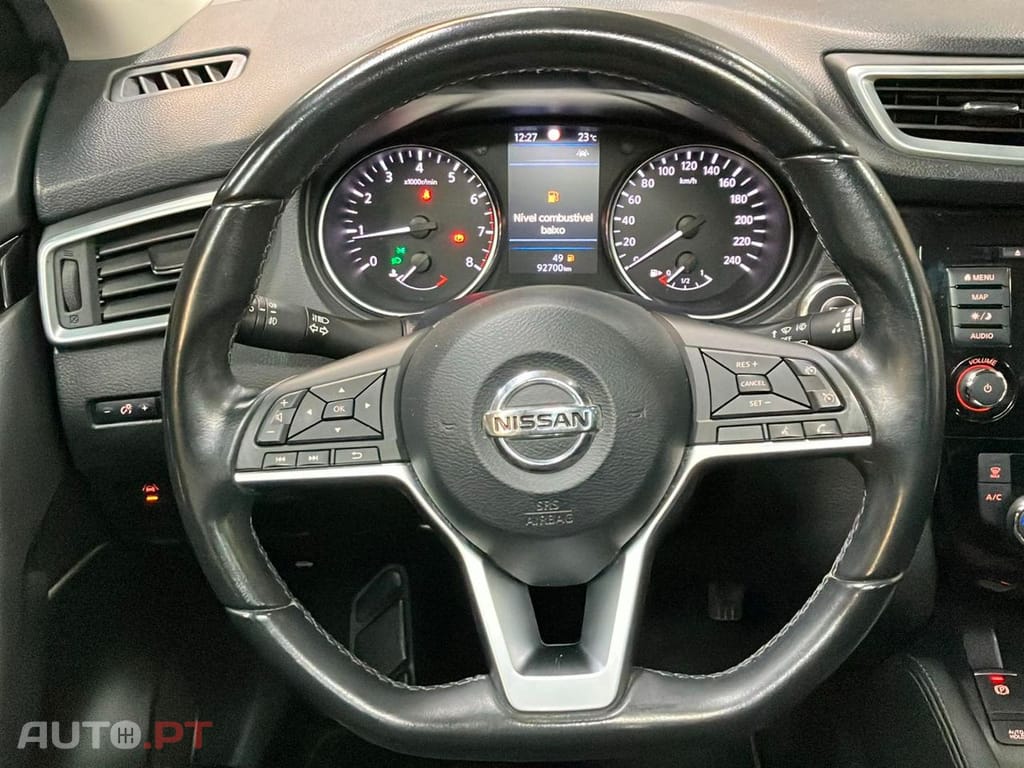 Nissan Qashqai 1.3 DIG-T N-Connecta J18