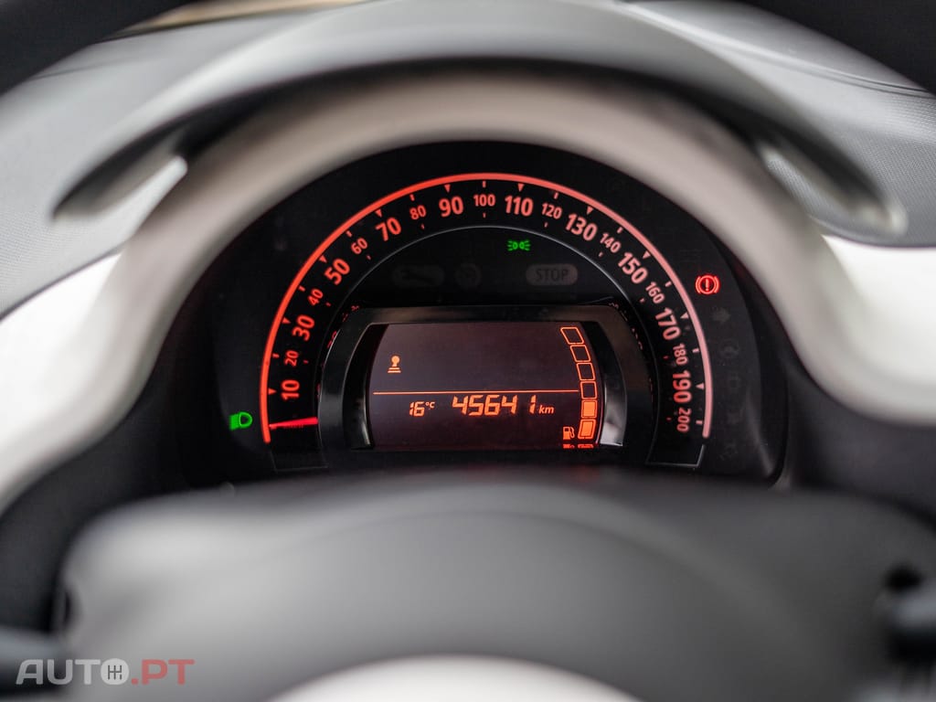 Renault Twingo 1.0 SCe Night&Day