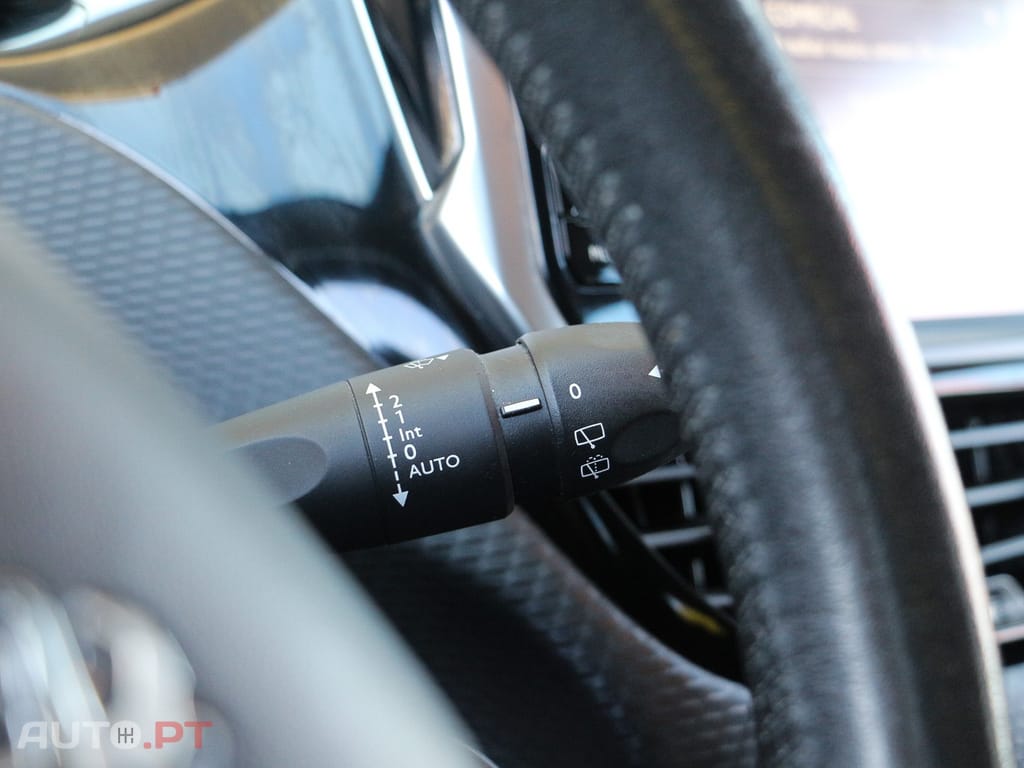 Peugeot 208 1.6 BlueHDi Style