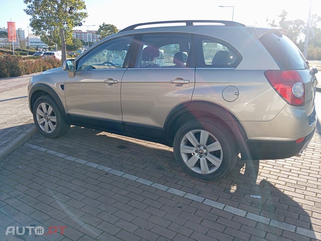 Chevrolet Captiva suv 7 lugares