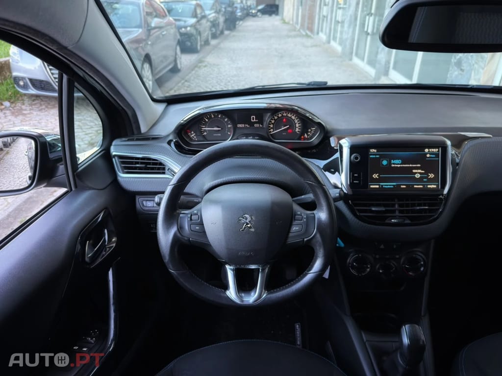 Peugeot 208 1.2 PureTech Style